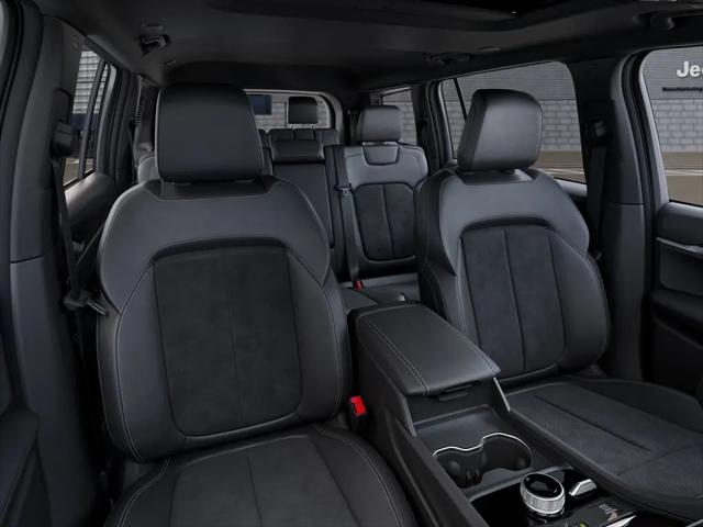 2026 Jeep Grand Cherokee L Altitude 4x4
