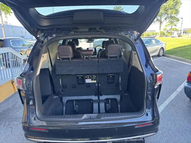 2022 Toyota Sienna Platinum