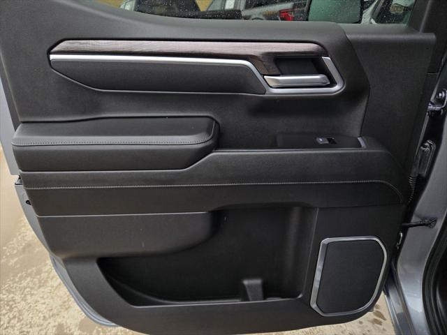 2025 Chevrolet Silverado 1500 4WD Crew Cab Standard Bed LTZ