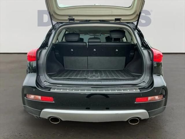 2017 INFINITI QX50 Standard