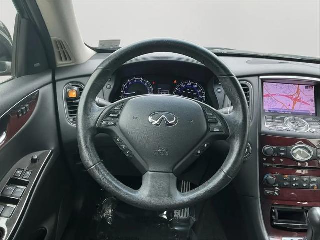 2017 INFINITI QX50 Standard