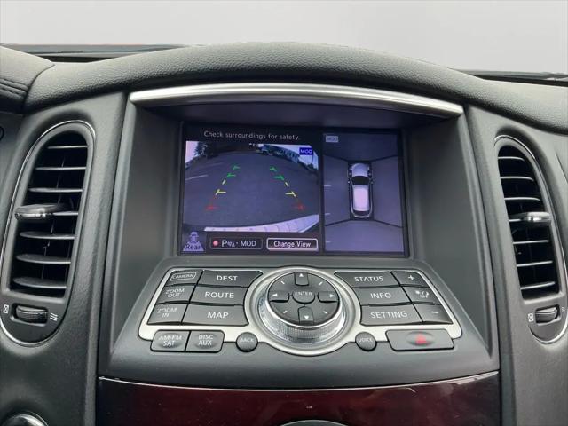 2017 INFINITI QX50 Standard