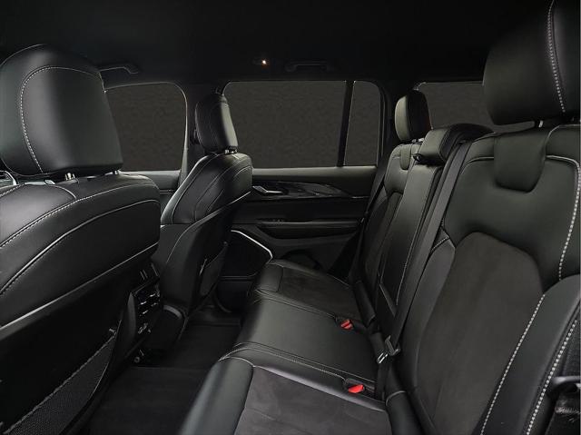 2022 Jeep Grand Cherokee Altitude 4x4