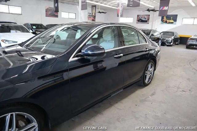 2017 Mercedes-Benz E-CLASS E 300 E 300