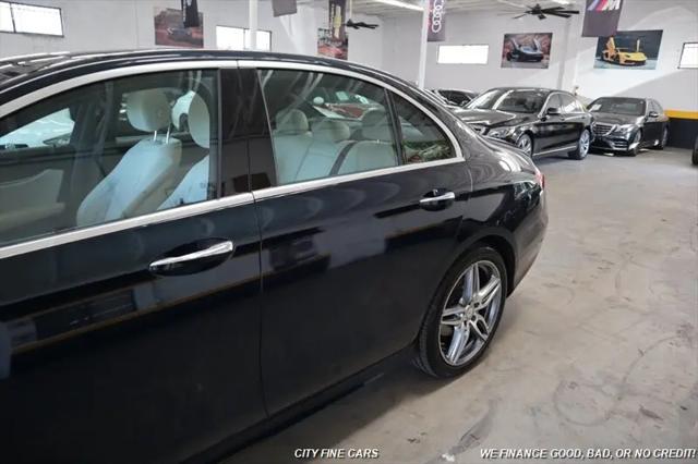 2017 Mercedes-Benz E-CLASS E 300 E 300