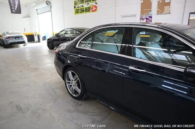 2017 Mercedes-Benz E-CLASS E 300 E 300