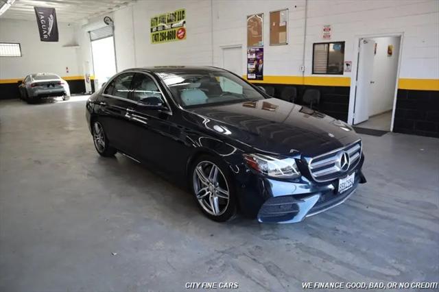 2017 Mercedes-Benz E-CLASS E 300 E 300
