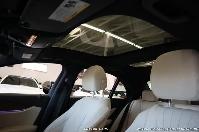 2017 Mercedes-Benz E-CLASS E 300 E 300