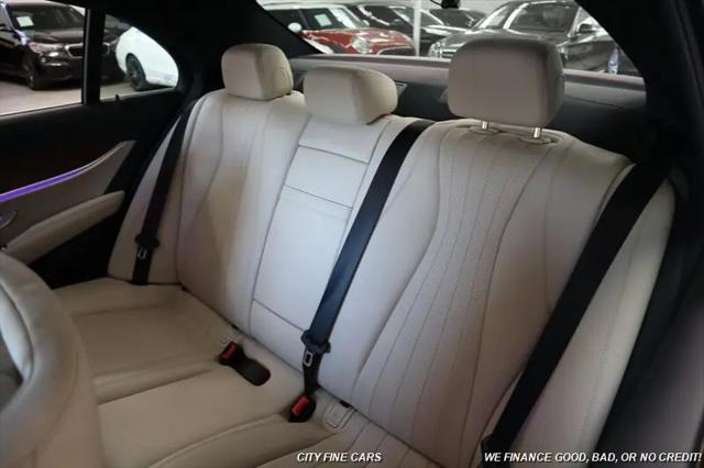 2017 Mercedes-Benz E-CLASS E 300 E 300