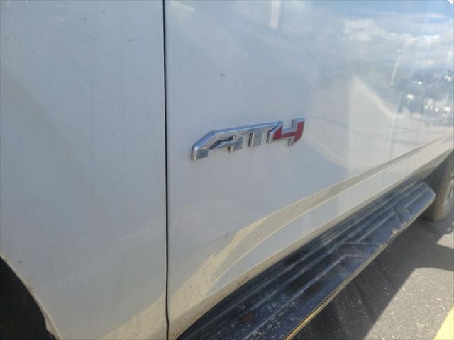 2024 GMC Yukon 4WD AT4