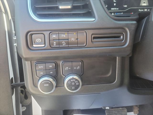 2024 GMC Yukon 4WD AT4