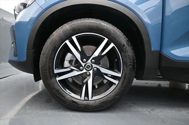 2024 Volvo XC40 Core