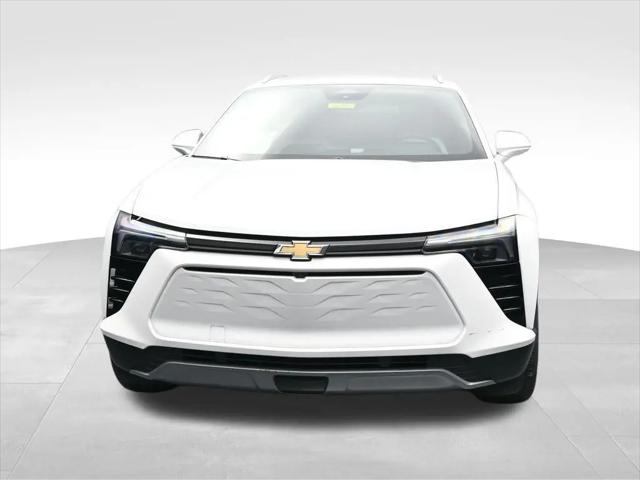 2024 Chevrolet V Blazer eAWD 2LT