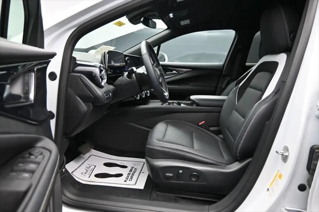 2024 Chevrolet V Blazer eAWD 2LT