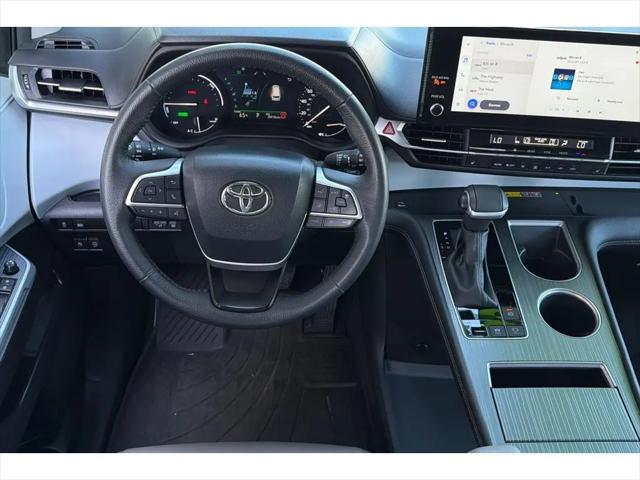 2025 Toyota Sienna XLE