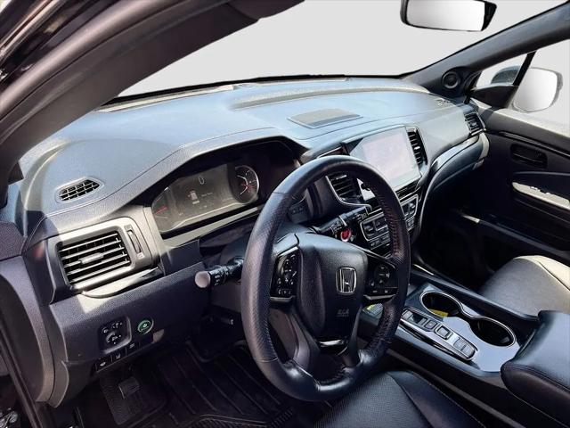2025 Honda Passport AWD Black