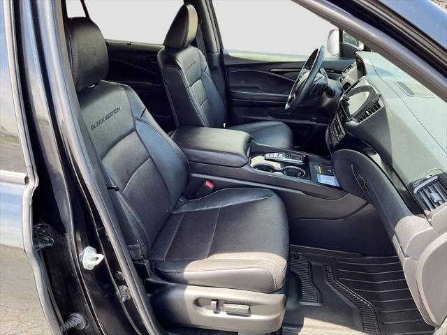 2025 Honda Passport AWD Black