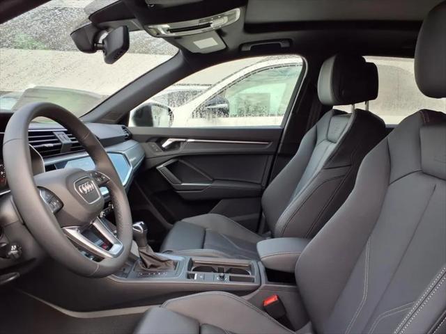 2025 Audi Q3 Premium 45 TFSI S line quattro Tiptronic