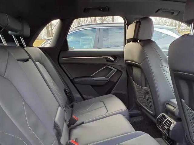 2025 Audi Q3 Premium 45 TFSI S line quattro Tiptronic