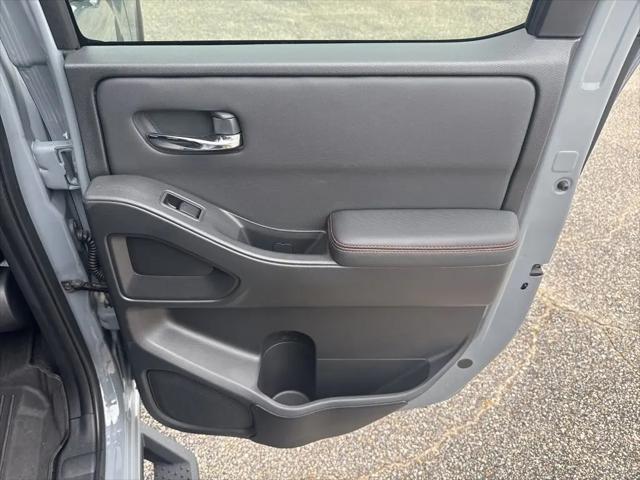 2024 Nissan Frontier Crew Cab PRO-4X 4x4