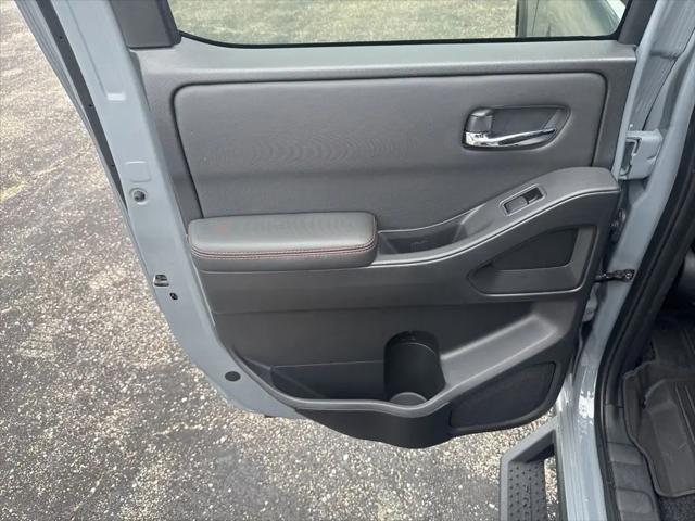 2024 Nissan Frontier Crew Cab PRO-4X 4x4