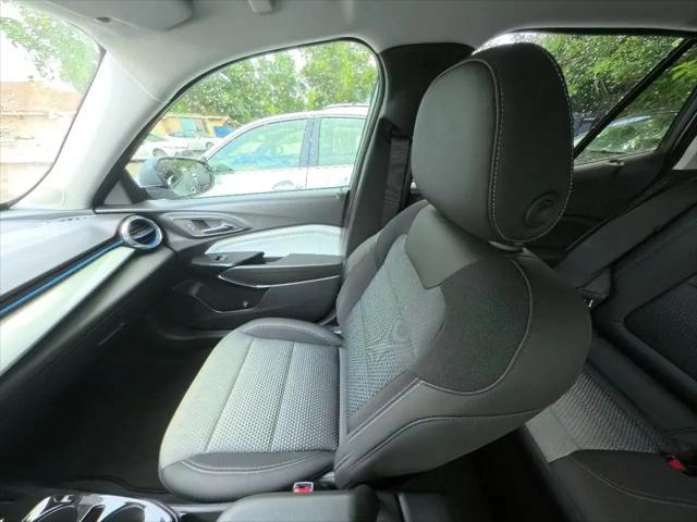 2026 Chevrolet Trax FWD LT