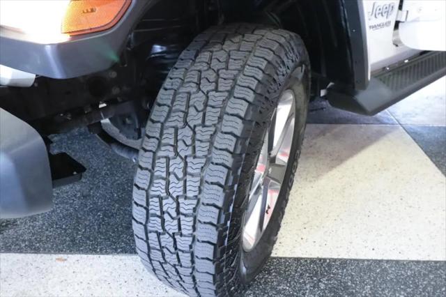 2020 Jeep Wrangler Sahara 4x4
