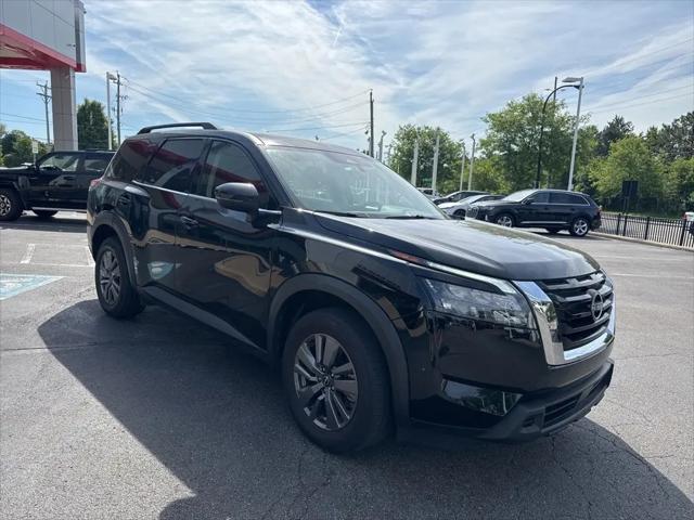 2025 Nissan Pathfinder SV FWD