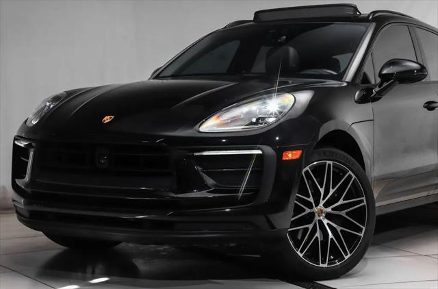 2023 Porsche Macan T