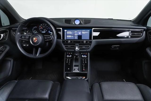 2023 Porsche Macan T