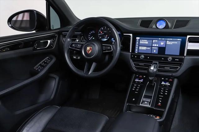 2023 Porsche Macan T
