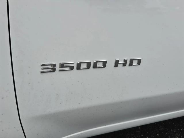 2026 Chevrolet Silverado 3500HD Crew Cab, Long Bed, LT Dual Rear Wheel, RWD