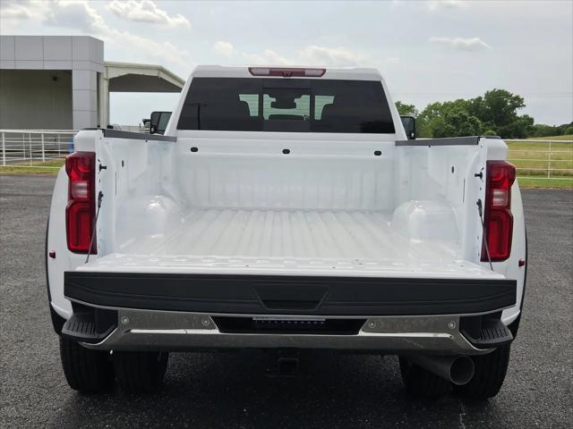 2026 Chevrolet Silverado 3500HD Crew Cab, Long Bed, LT Dual Rear Wheel, RWD