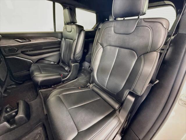 2023 Jeep Grand Cherokee L Overland 4x4