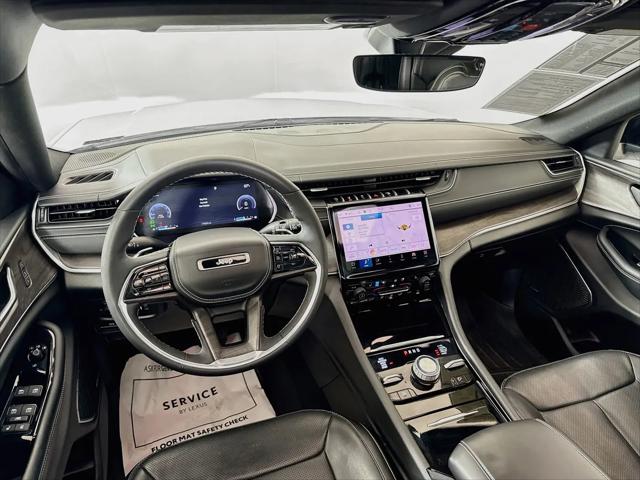 2023 Jeep Grand Cherokee L Overland 4x4