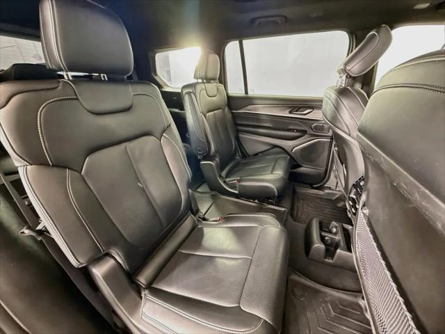 2023 Jeep Grand Cherokee L Overland 4x4
