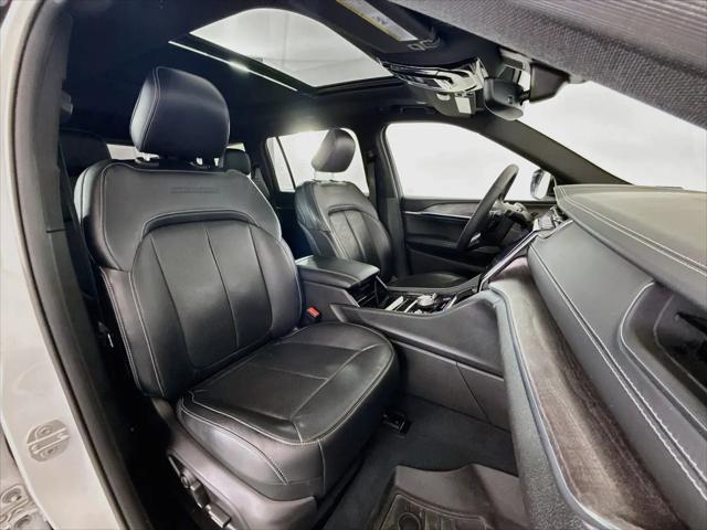 2023 Jeep Grand Cherokee L Overland 4x4