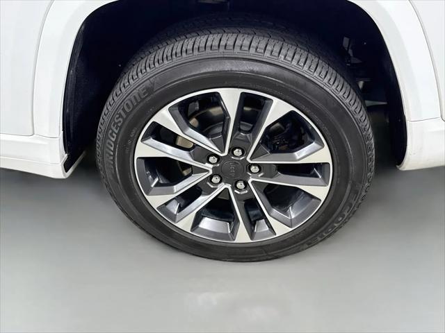 2023 Jeep Grand Cherokee L Overland 4x4