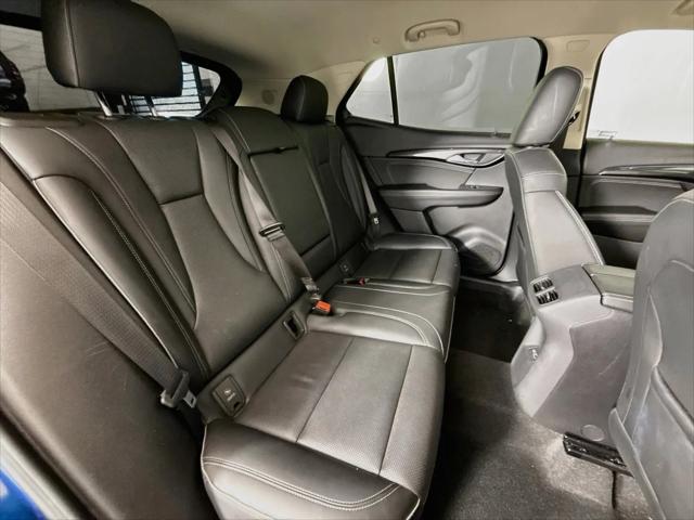 2022 Buick Envision FWD Essence