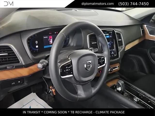 2024 Volvo XC90 Recharge T8 Core Bright Theme