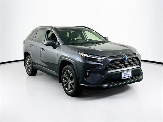 2022 Toyota RAV4 Hybrid XLE Premium