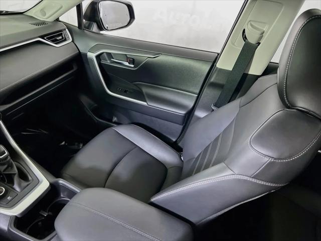 2022 Toyota RAV4 Hybrid XLE Premium