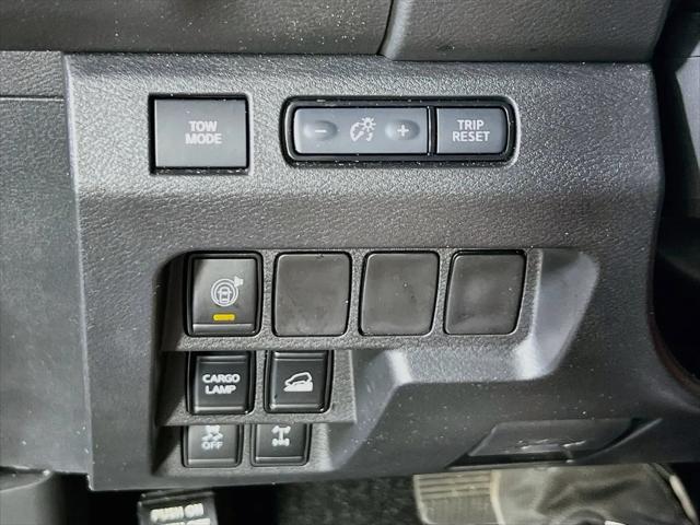 2025 Nissan Frontier Crew Cab PRO-4X 4x4