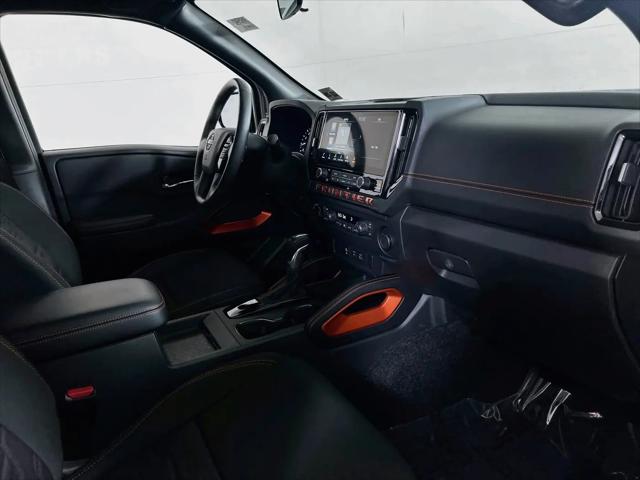 2025 Nissan Frontier Crew Cab PRO-4X 4x4