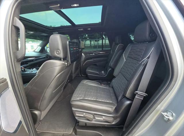2024 Cadillac Escalade 4WD Sport Platinum