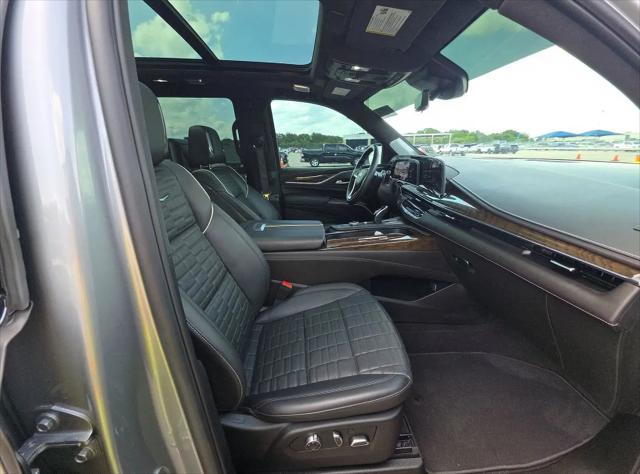 2024 Cadillac Escalade 4WD Sport Platinum