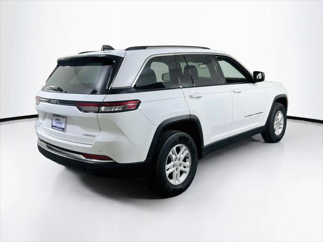 2023 Jeep Grand Cherokee Laredo 4x4