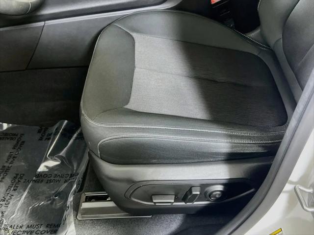 2023 Jeep Grand Cherokee Laredo 4x4