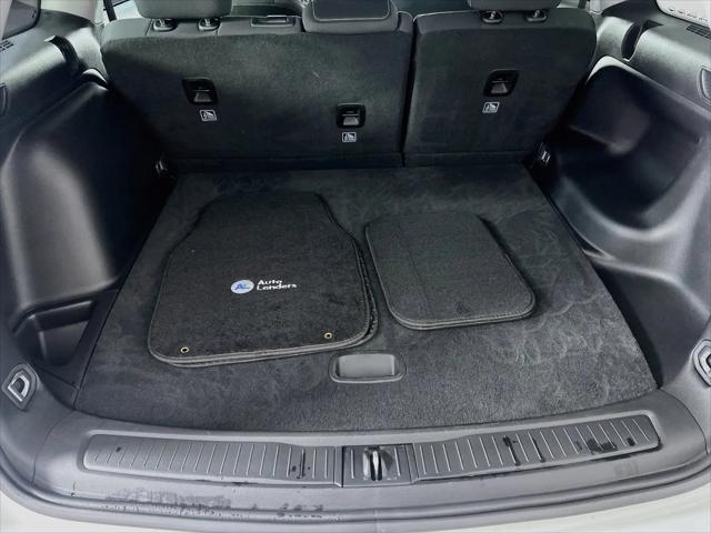 2023 Jeep Grand Cherokee Laredo 4x4