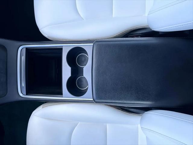 2022 Tesla Model 3 Long Range Dual Motor All-Wheel Drive